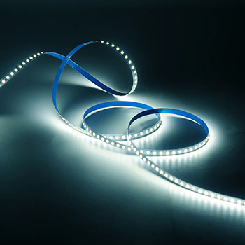 led лента Gauss Basic (SMD 2835, 12 В, 9,6 Вт/м, 120 led/м, IP20) - включенная