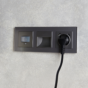 электроустановочные изделия IEK Brite - пример установки