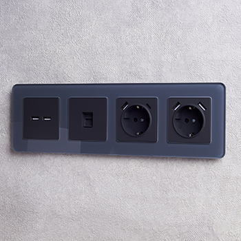 рамка 4-постовая IEK РУ-4-2-Бр стекло графит RE Brite - пример установки