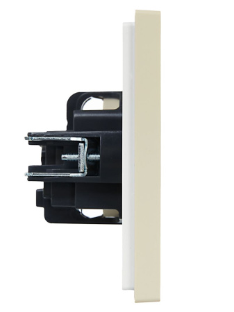 купить Фортепиано ваниль розетка скрытая 1-мест заземление IP20  в Ухте Фортепиано ваниль розетка скрытая 1-мест заземление IP20