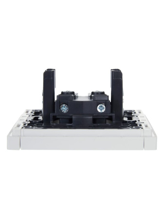 Фортепиано белый розетка скрытая 1-мест IP20 