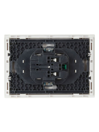 купить Фортепиано белый розетка скрытая 2-мест заземление шторки IP20  в Ухте Фортепиано белый розетка скрытая 2-мест заземление шторки IP20