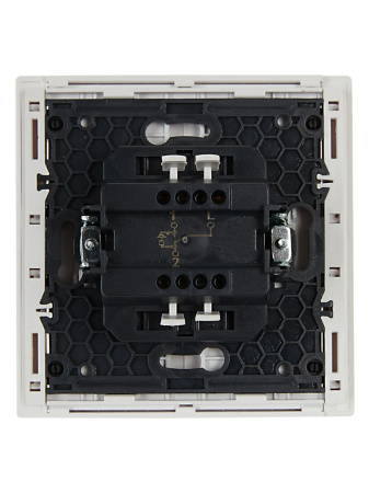 Фортепиано белый переключатель 1кл скрытая 10А  